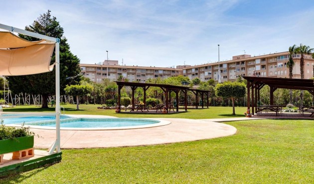 Brukt - Bungalow -
Torrevieja - PARQUE DE LAS NACIONES
