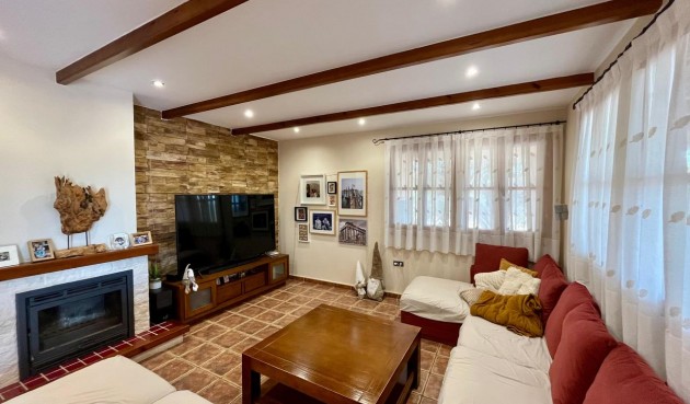 Resale - Villa -
El Esparragal - Inland