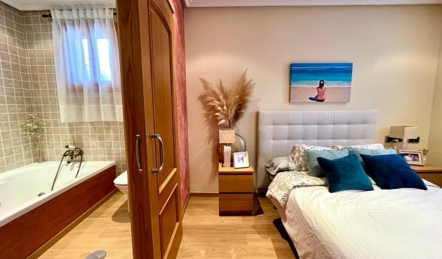 Resale - Villa -
El Esparragal - Inland