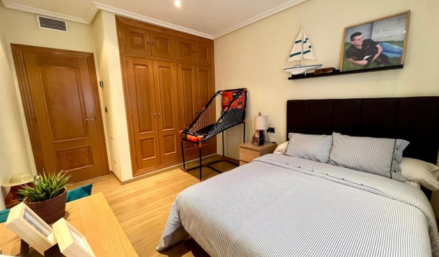 Resale - Villa -
El Esparragal - Inland