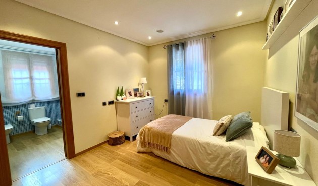 Resale - Villa -
El Esparragal - Inland
