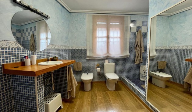 Resale - Villa -
El Esparragal - Inland