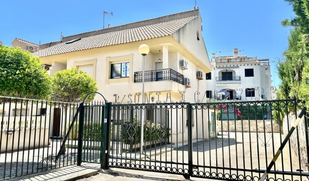 Resale - Town House -
La Zenia - Costa Blanca