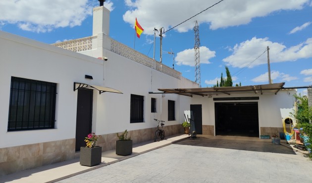 Resale - Villa -
Los Montesinos - Costa Blanca