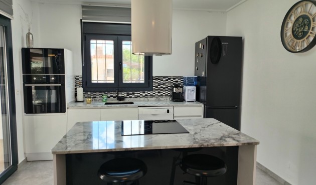 Resale - Villa -
Los Montesinos - Costa Blanca