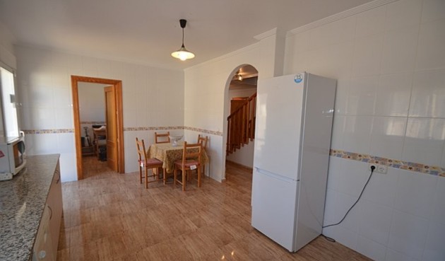 Återförsäljning - Villa -
Campos del Río - Inland