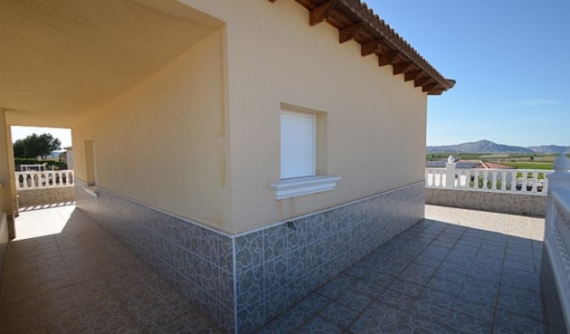 Återförsäljning - Villa -
Campos del Río - Inland