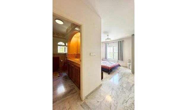 Resale - Villa -
Orihuela Costa - Costa Blanca