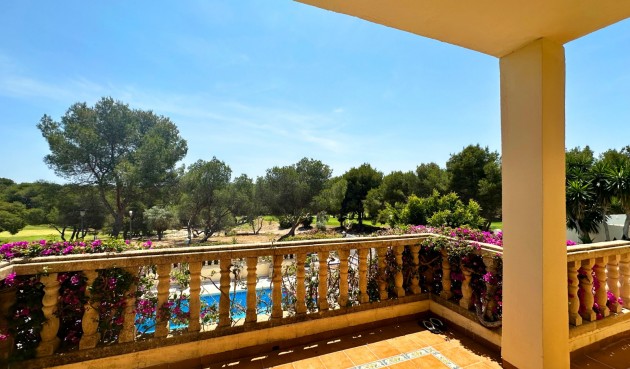 Resale - Villa -
Orihuela Costa - Costa Blanca