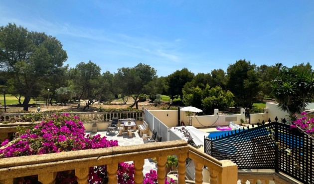 Resale - Villa -
Orihuela Costa - Costa Blanca