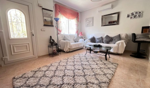 Resale - Town House -
Villamartin - Costa Blanca