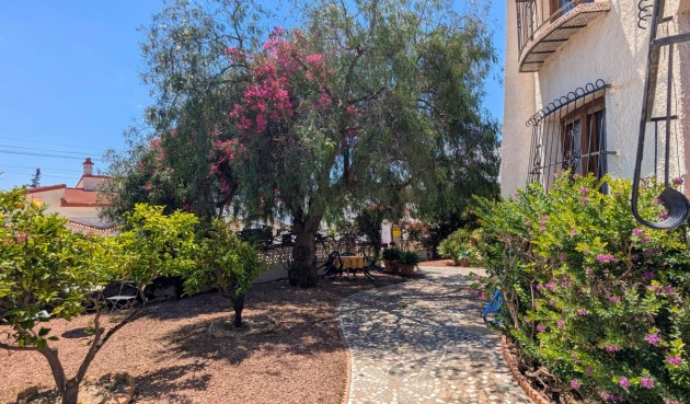 Resale - Villa -
Ciudad Quesada - Costa Blanca