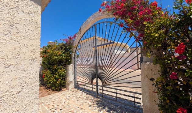 Resale - Villa -
Ciudad Quesada - Costa Blanca
