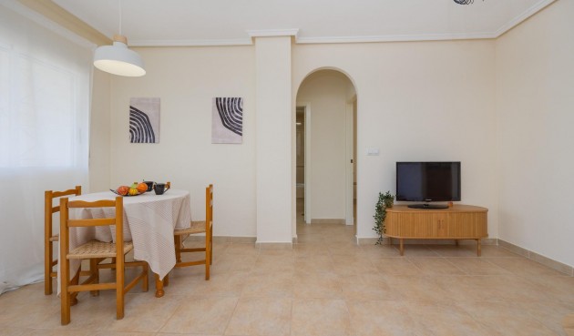 Resale - Bungalow -
Torrevieja - Aguas Nuevas 1