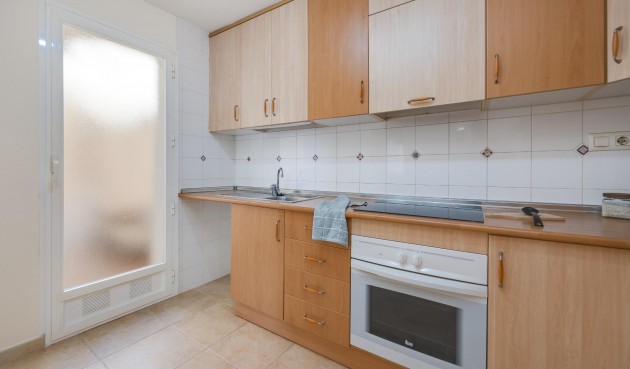 Resale - Bungalow -
Torrevieja - Aguas Nuevas 1
