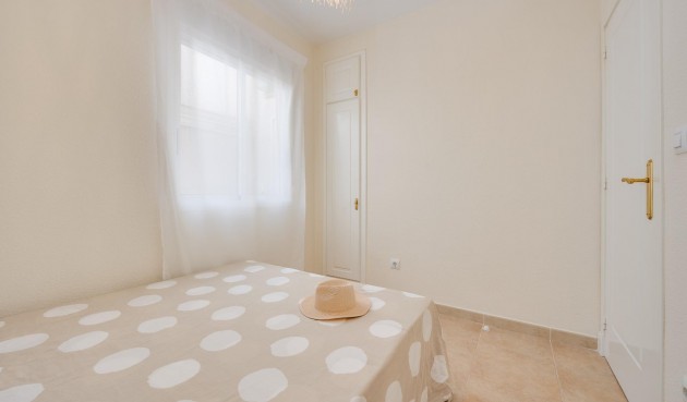 Resale - Bungalow -
Torrevieja - Aguas Nuevas 1
