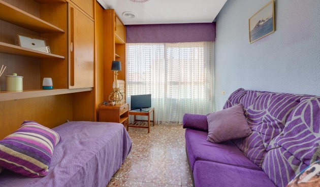 Resale - Apartment -
Torrevieja - Centro