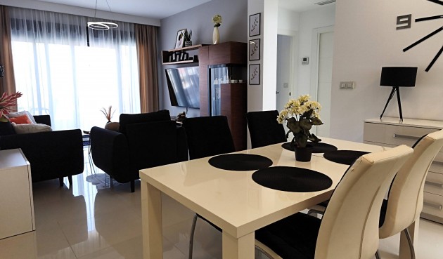 Resale - Apartment -
Pilar de la Horadada - La Torre De La Horadada