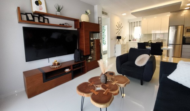 Resale - Apartment -
Pilar de la Horadada - La Torre De La Horadada