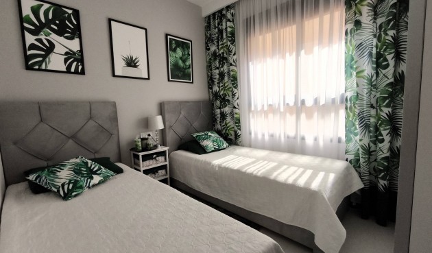 Resale - Apartment -
Pilar de la Horadada - La Torre De La Horadada
