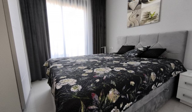 Resale - Apartment -
Pilar de la Horadada - La Torre De La Horadada