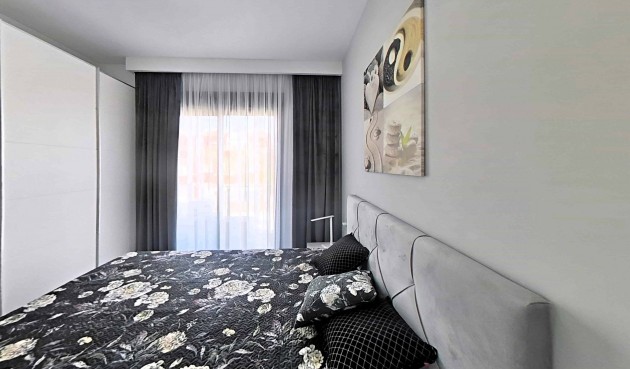 Resale - Apartment -
Pilar de la Horadada - La Torre De La Horadada