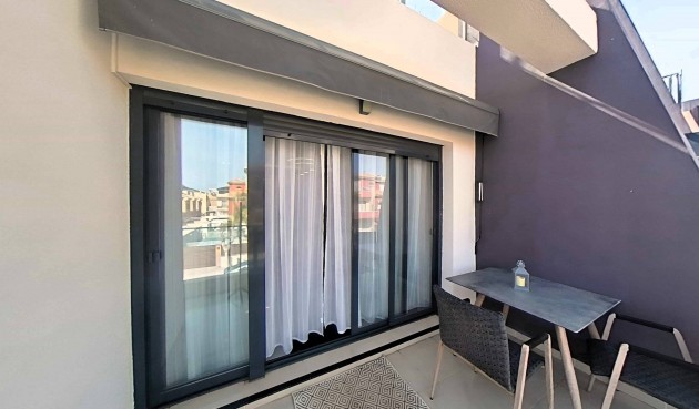 Resale - Apartment -
Pilar de la Horadada - La Torre De La Horadada