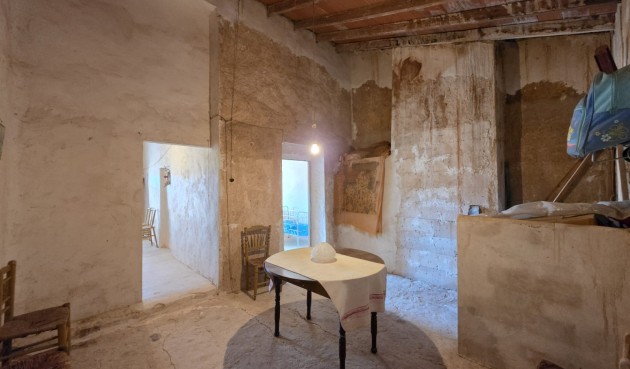 Resale - Town House -
Hondón de las Nieves - Inland