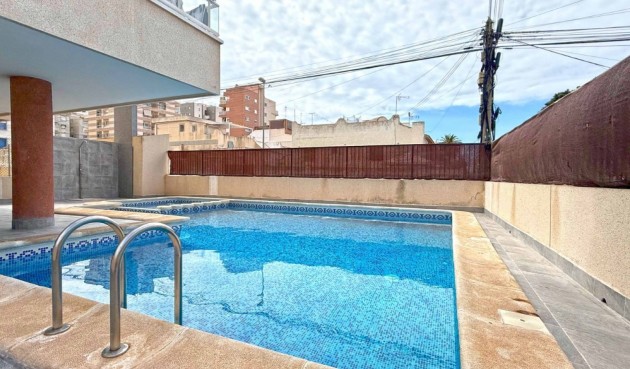 Resale - Apartment -
Torrevieja - Costa Blanca
