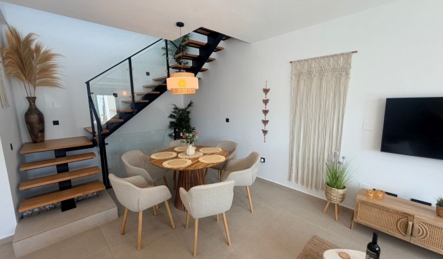 Resale - Villa -
Dolores - Costa Blanca
