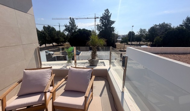 Resale - Villa -
Dolores - Costa Blanca