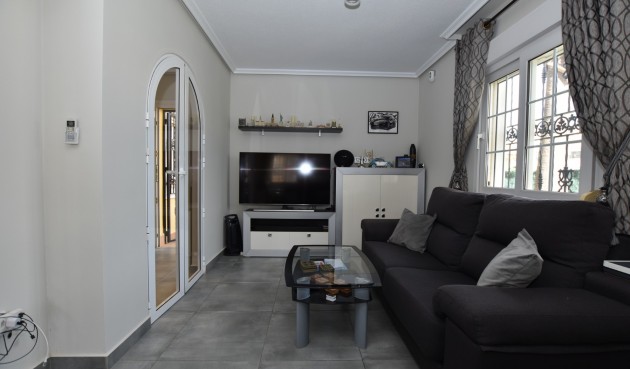 Resale - Villa -
Orihuela Costa - Costa Blanca