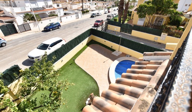 Resale - Villa -
Orihuela Costa - Costa Blanca
