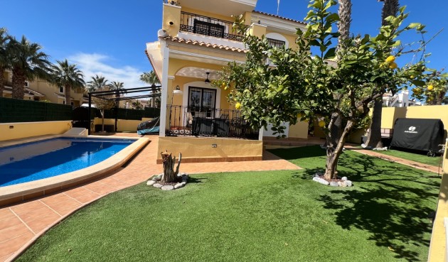 Resale - Villa -
Orihuela Costa - Costa Blanca