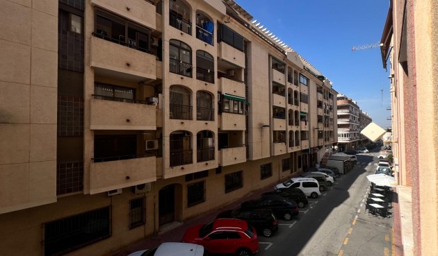 Resale - Apartment -
Torrevieja - PARQUE DE LAS NACIONES