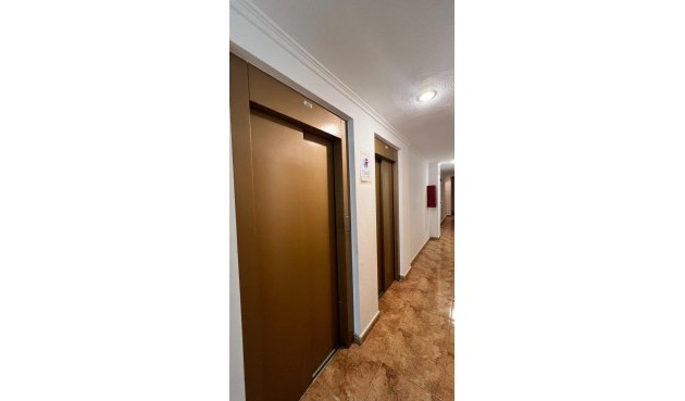 Resale - Apartment -
Torrevieja - PARQUE DE LAS NACIONES