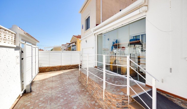 Resale - Villa -
San Fulgencio - La Marina