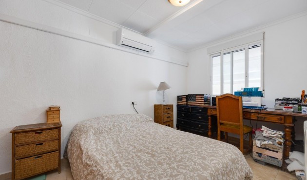 Resale - Villa -
San Fulgencio - La Marina