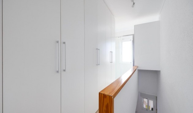 Resale - Villa -
San Fulgencio - La Marina