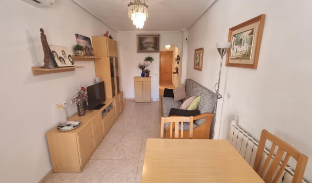 Resale - Apartment -
Torrevieja - Centro
