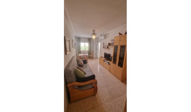 Resale - Apartment -
Torrevieja - Centro