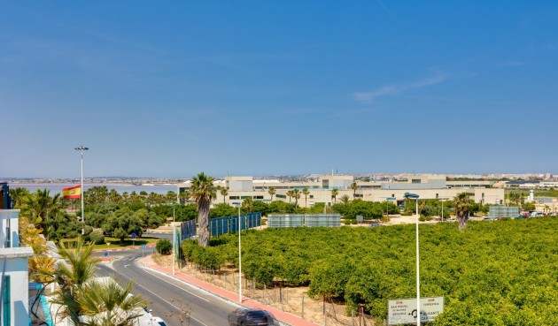 Resale - Town House -
Torrevieja - Los Balcones