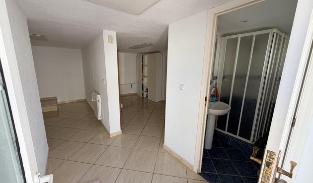 Resale - Villa -
Torrevieja - Costa Blanca