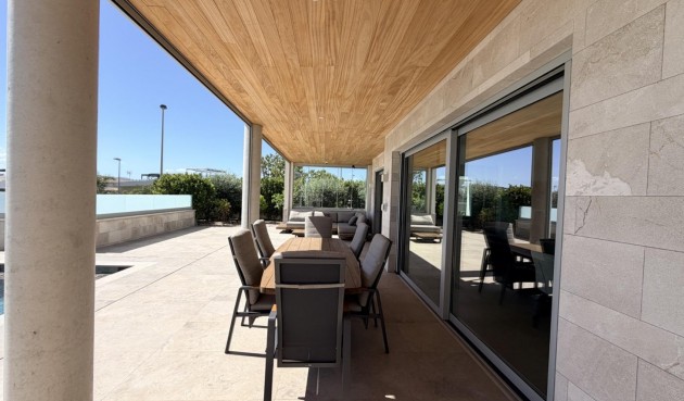 Resale - Villa -
Benijofar - Costa Blanca