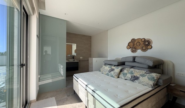 Resale - Villa -
Benijofar - Costa Blanca