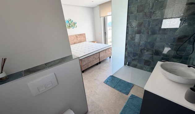 Resale - Villa -
Benijofar - Costa Blanca