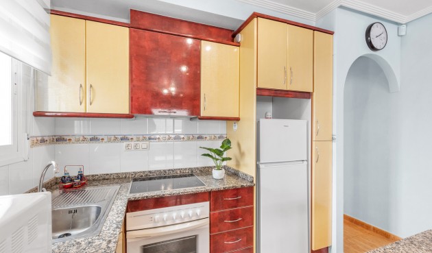 Återförsäljning - Apartment -
Orihuela Costa
