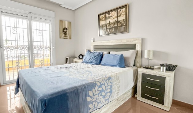 Resale - Villa -
Orihuela Costa - Costa Blanca