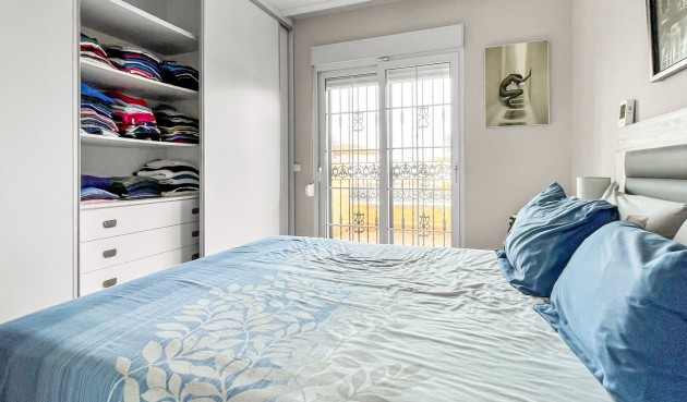 Resale - Villa -
Orihuela Costa - Costa Blanca
