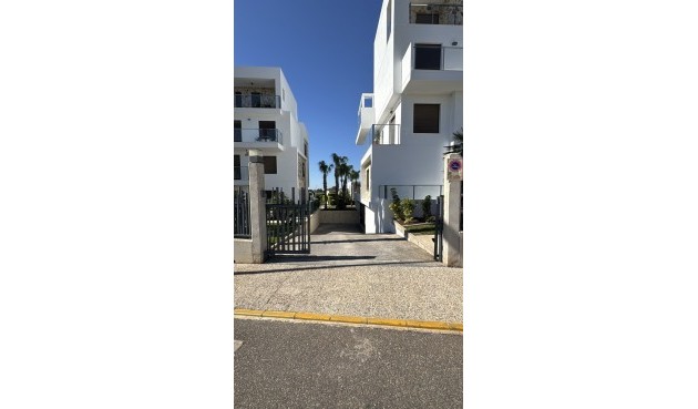 Resale - Duplex -
Orihuela Costa - Costa Blanca